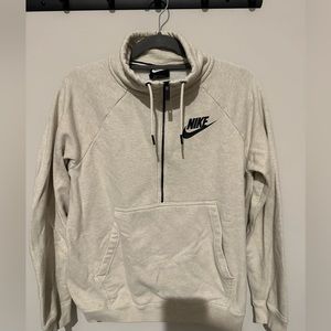 GUC Nike Womens pullover sweatshirt medium